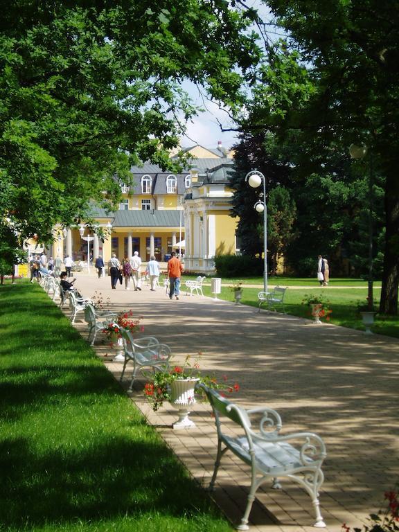 Belvedere Spa&Kurhotel Františkovy Lázně Exterior foto